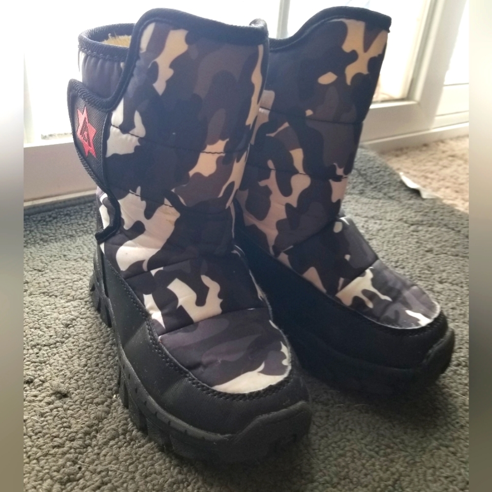 Toddler Snow Boots with Metal grips